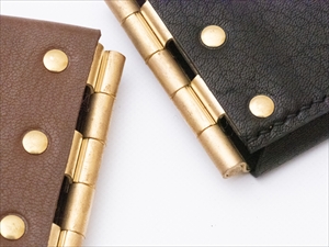 つながる名刺入れクラウドファンディング挑戦が新聞2紙に掲載されました